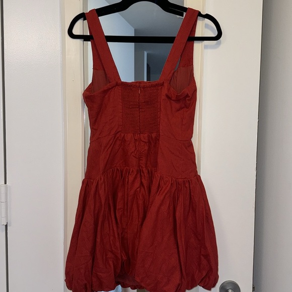 Delia Linen Dress - Picture 6 of 7